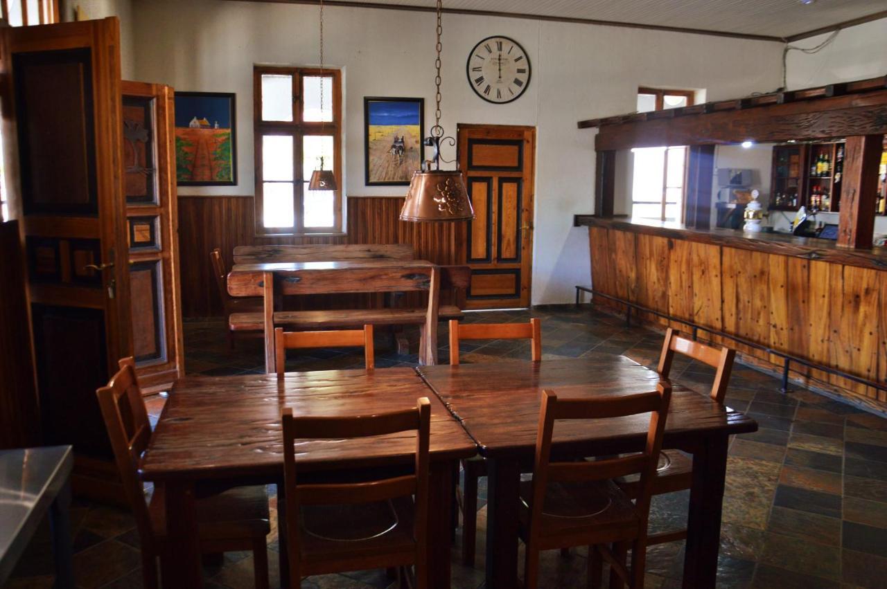 Central Hotel Omaruru Dış mekan fotoğraf