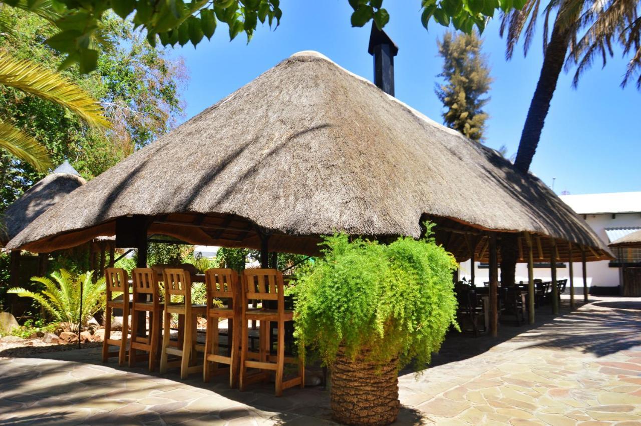 Central Hotel Omaruru Dış mekan fotoğraf